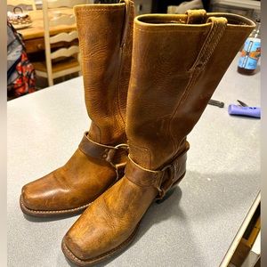 Pre-owned Frye Harness Boot.
